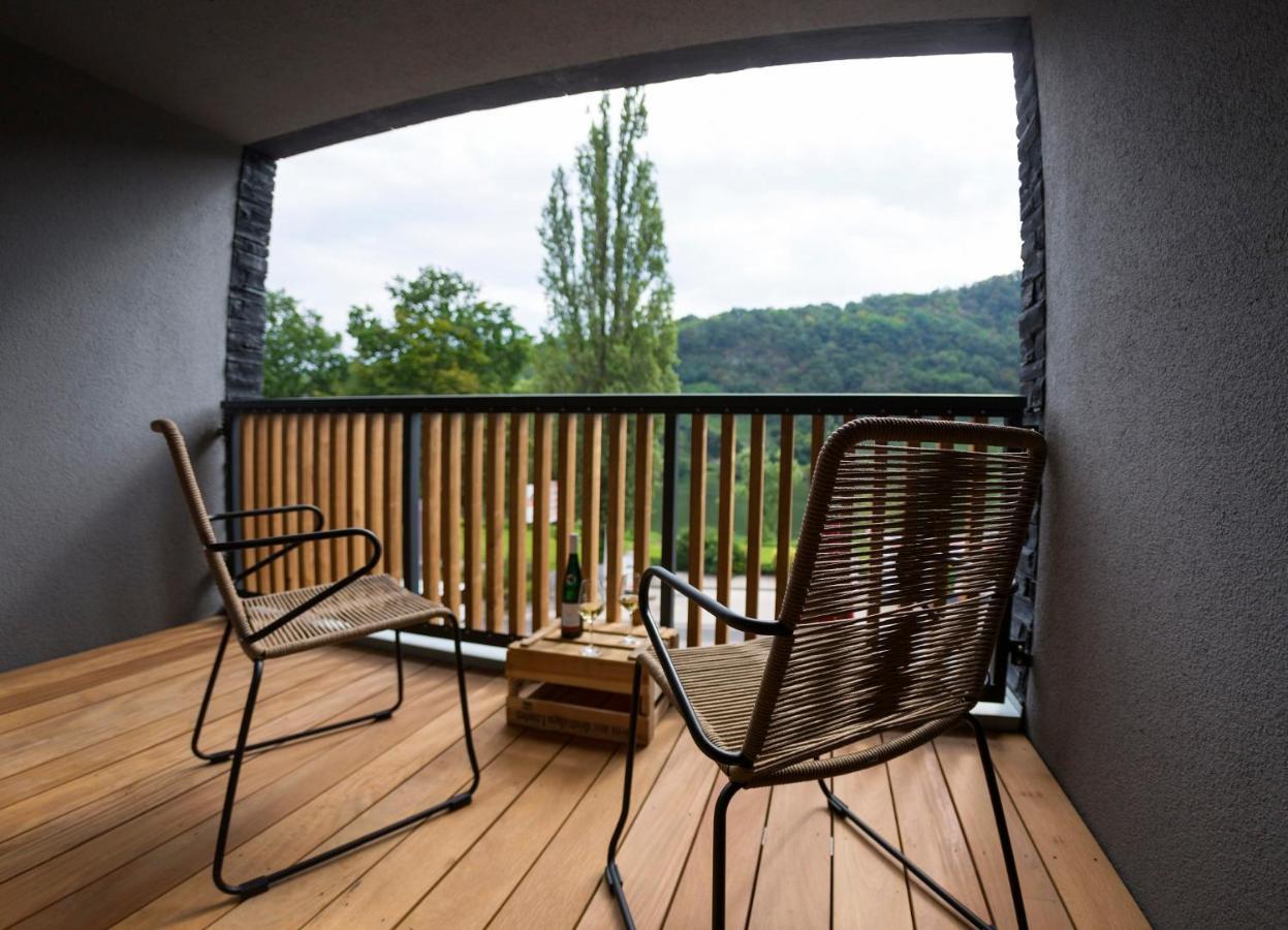 Rieslingquartier - Mosel Wein Hotel Krov Exterior photo